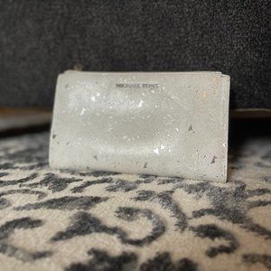 Michael Kors White Daisy Wallet
